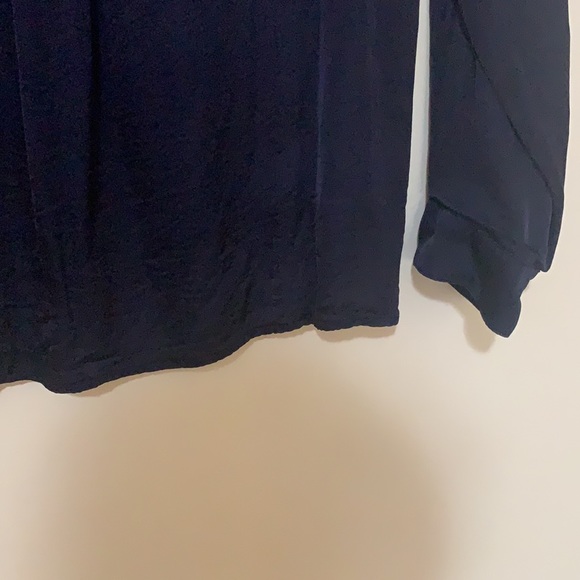 Young fabulous & broke top - Picture 9 of 12